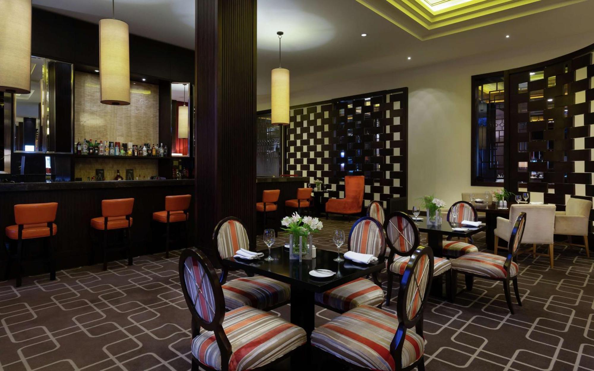 Hilton Dusanbe Kültér fotó